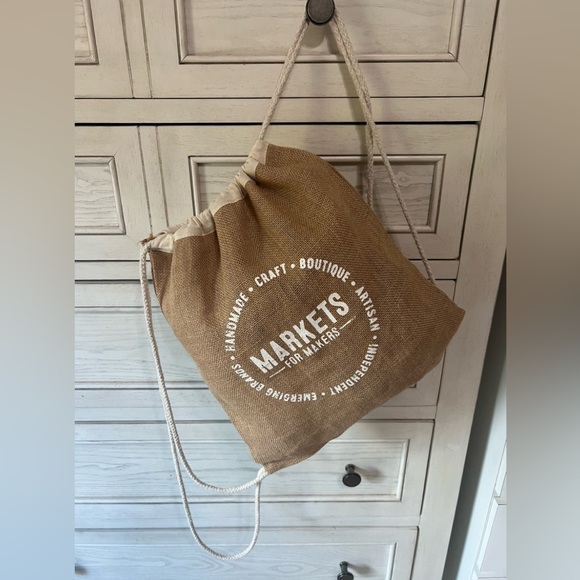 NWT HANDMADE STRAW BACKPACK MARKETS FOR MAKERS - Picture 2 of 5